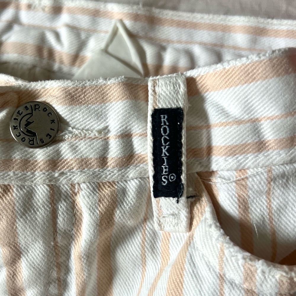 (SOLD) 90s Rockies,Western Striped Denim Jeans Peach/Cream CRodeo, SIZE 26 - Picture 6 of 11